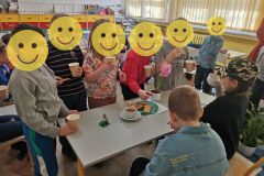 Innowacja Małe kroki - Herbatka i herbatniki u Hani i Huberta